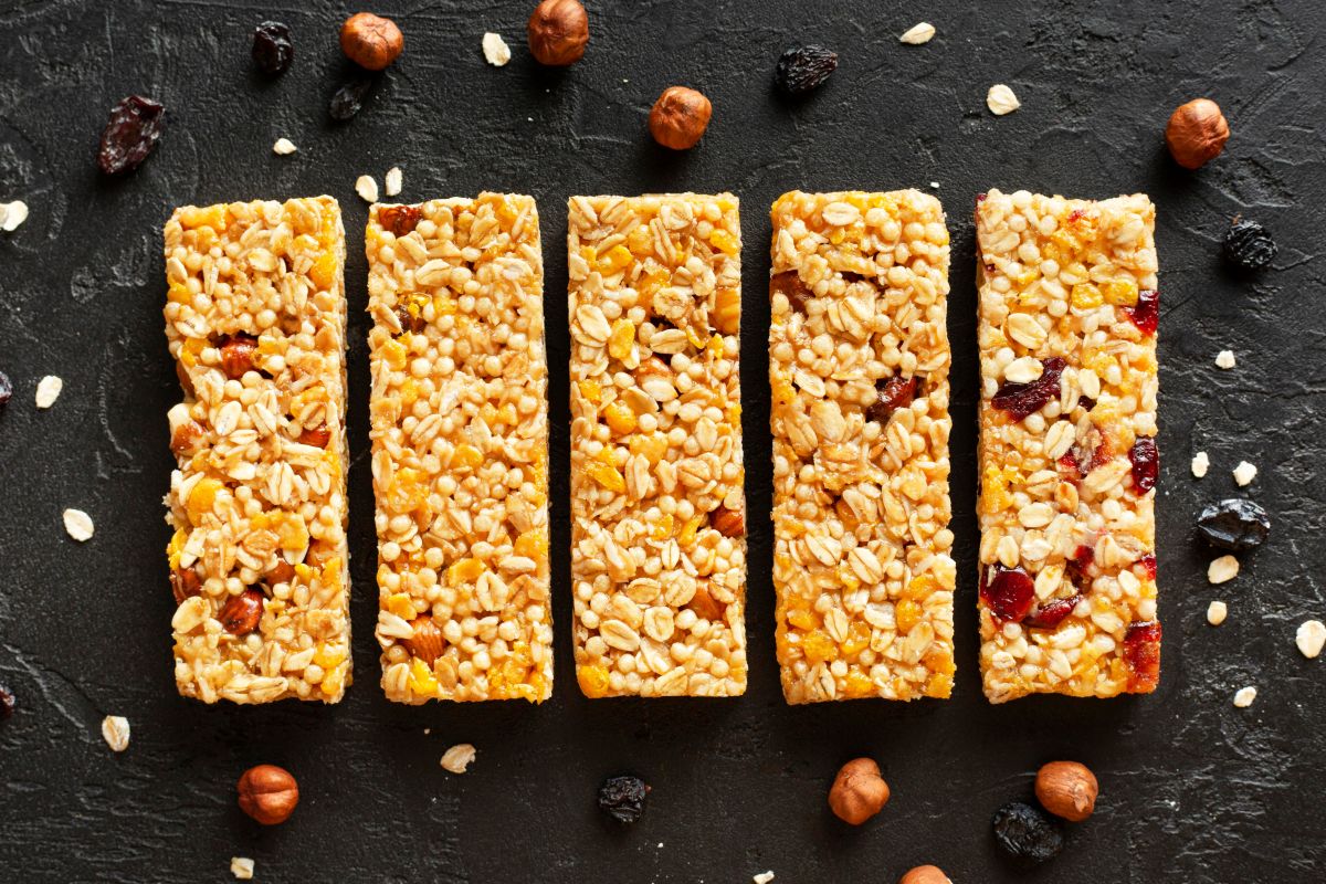 Bakken met eiwitpoeder